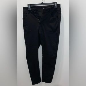 Tahari Size 4/27 Black Skinny Jeans
